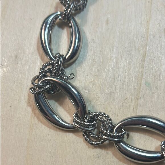 Elegant Silver Chain Necklace set - Picture 2 of 4